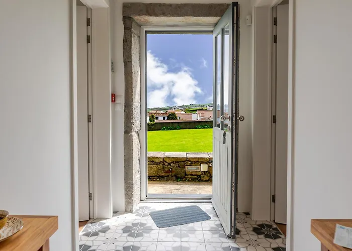 Casas Do Forneiro - T2 * Nordeste (Azores)