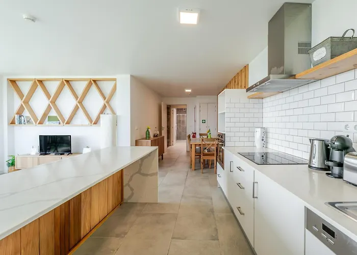 Casas Do Forneiro - T2 * Nordeste (Azores)