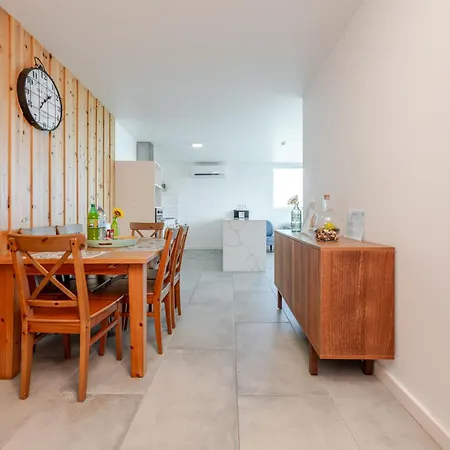 Casas Do Forneiro - T2 Tatil Evi Nordeste (Azores)