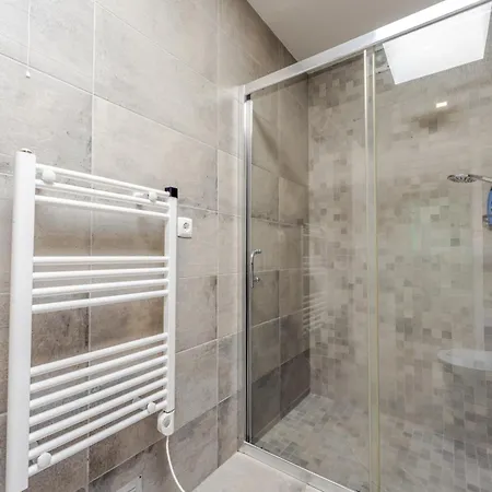 Casas Do Forneiro - T2 * Nordeste (Azores)