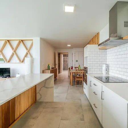 Casas Do Forneiro - T2 * Nordeste (Azores)
