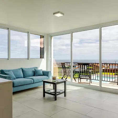 Casas Do Forneiro - T2 * Nordeste (Azores)