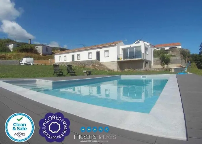 Casas Do Forneiro - T2 Nordeste (Azores)