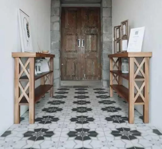 Casas Do Forneiro - T2 Nordeste (Azores)